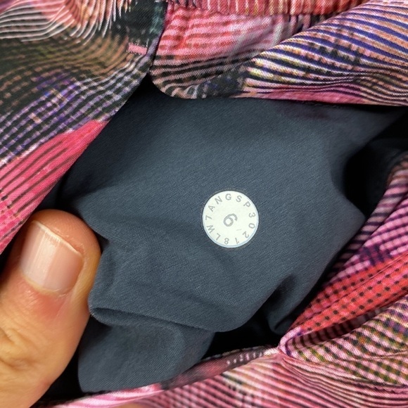 Lululemon Spring Break Away Short *4-way Stretch 3" Sun Dazed Multi Pink - Picture 3 of 6